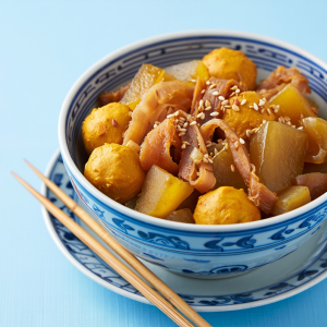 2 (4) 港式咖哩豬皮魚蛋蘿蔔