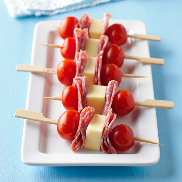 意大利香腸、櫻桃番茄及芝士串