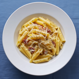 3 (6) 卡邦尼尖通粉