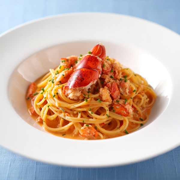 鮮龍蝦雙色芝士焗通粉