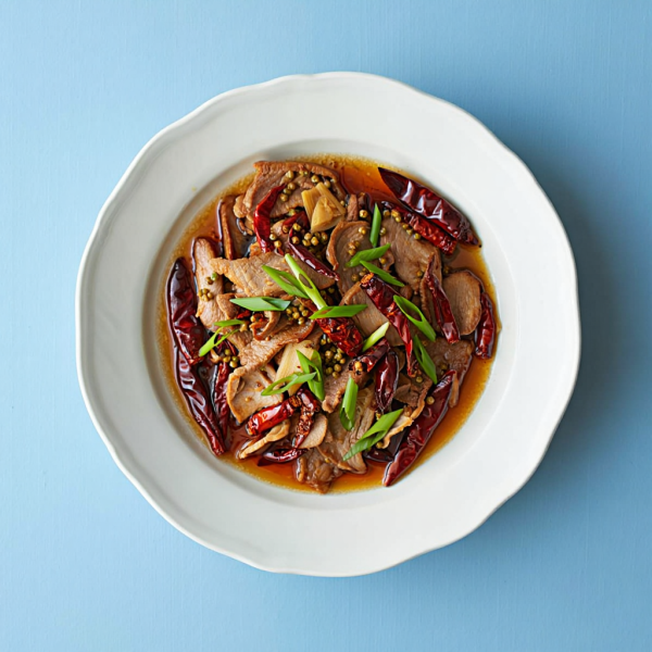 青花椒麻辣醬香炒杜洛克豬梅肉